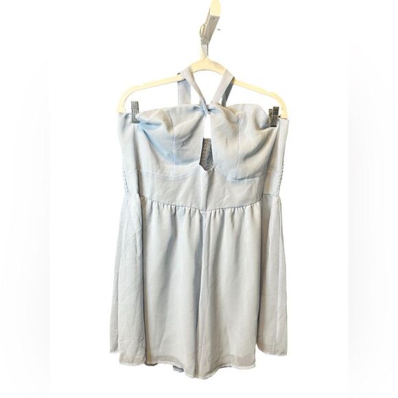 NWT Women’s Pale Blue Halter Cutout Backless Romper Shorts - Size XL - Picture 10 of 11